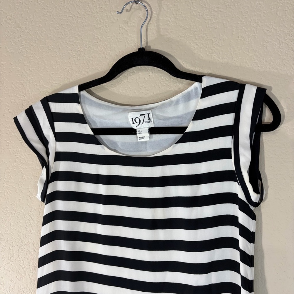1971 Reiss Josephine Black White Striped 100% Silk Shift Dress Sz 0 Quiet Luxury - Picture 2 of 9